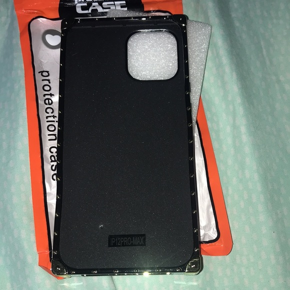 Disney Phone Case (for iPhone 12 PRO MAX, Mickey Mouse) - Picture 2 of 7